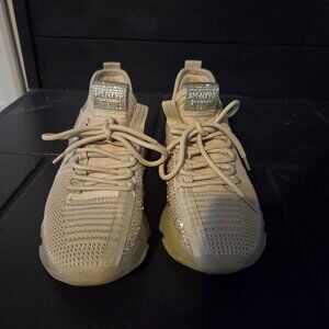 GENTLEY USED TAN RHINESTONE 7.5 STEVE MADDEN SNEAKERS